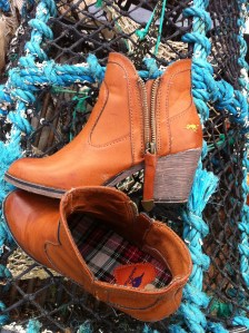 Sidney Bromley in Whiskey